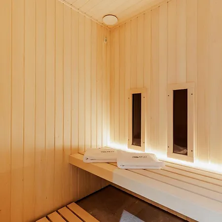 Apartment Emilii Plater Warsaw Exterior photo