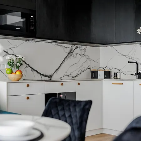Apartment Emilii Plater Warsaw Exterior photo